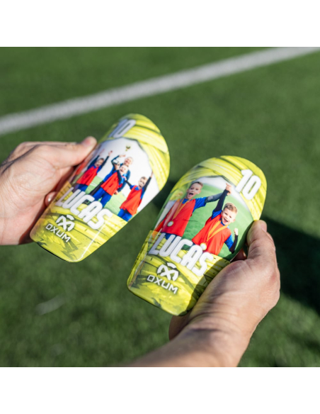 ONE APOLLO II PARASTINCHI DA CALCIO PERSONALIZZATI