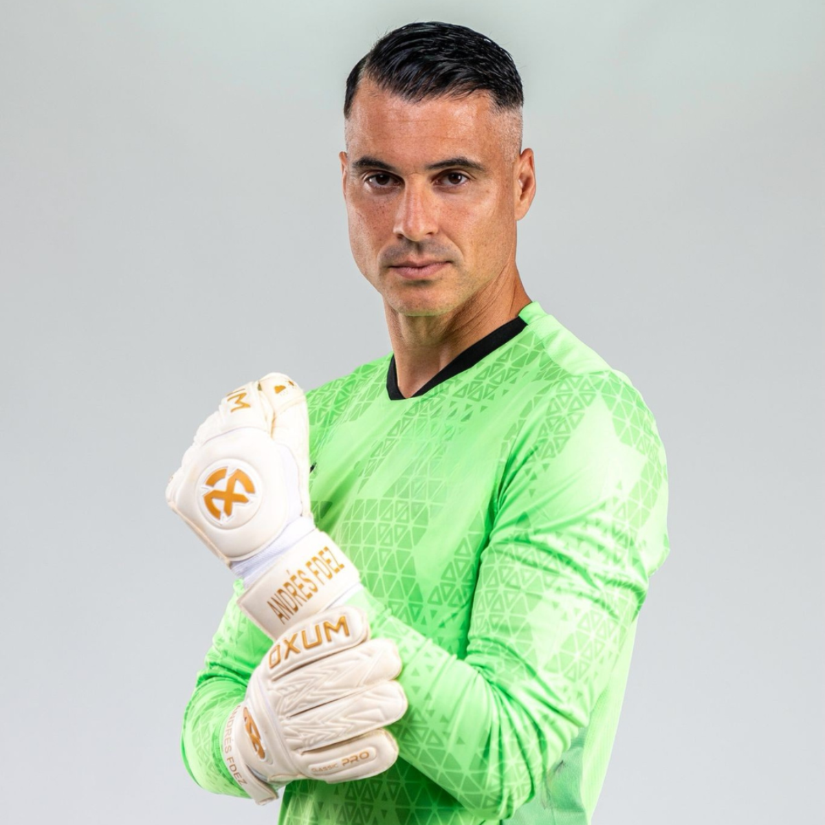 CUSTOMIZABLE CLASSIC PRO WHITE GLOVES
